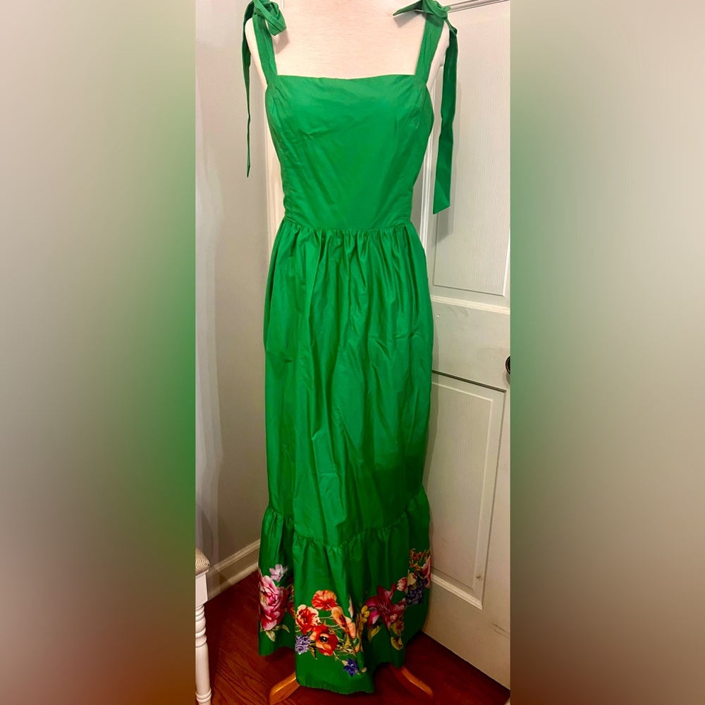 NWOT Floral Square Neck Bow Backed Tiered Maxi Dress